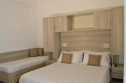 Euro Hotel 3*