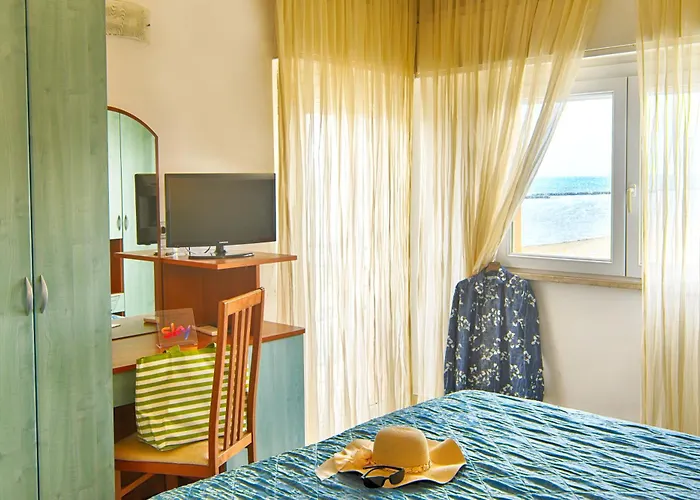 Euro Hotel